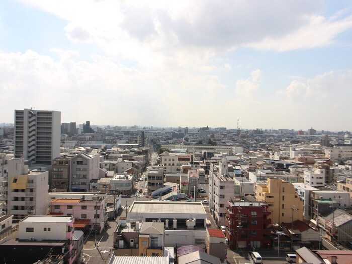 物件内観写真16　(室内からの展望)