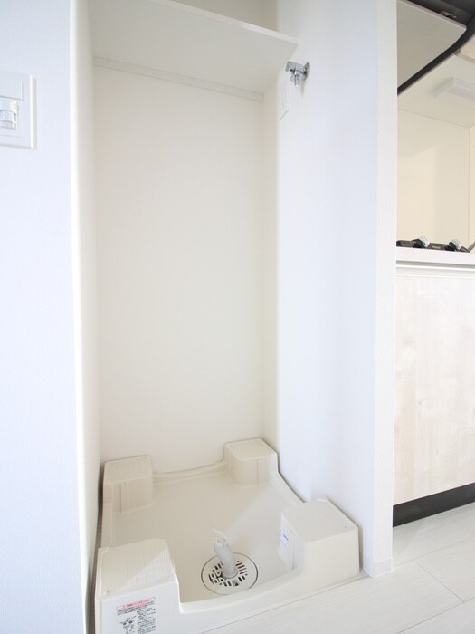 物件内観写真19　(洗濯機置場)