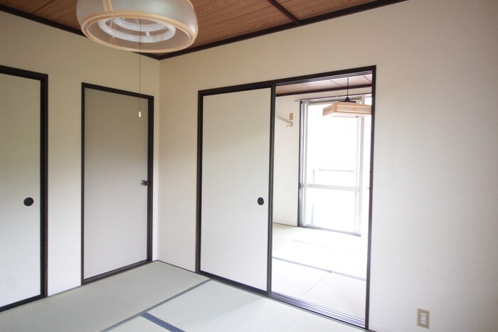 物件内観写真7　(居室)