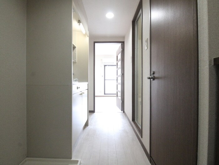 物件内観写真18　(廊下)