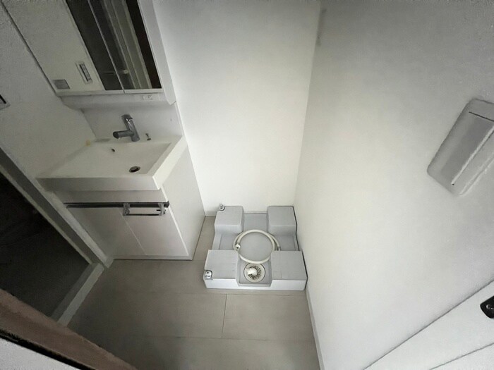 物件内観写真14　(洗濯機置場)