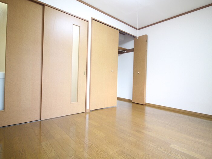 物件内観写真9　(収納)