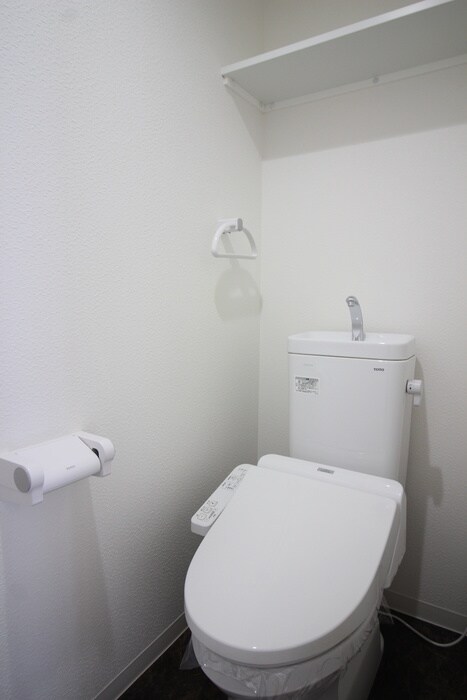 物件内観写真13　(トイレ)