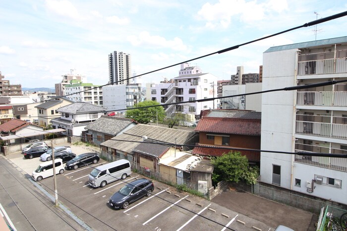 物件内観写真19　(室内からの展望)