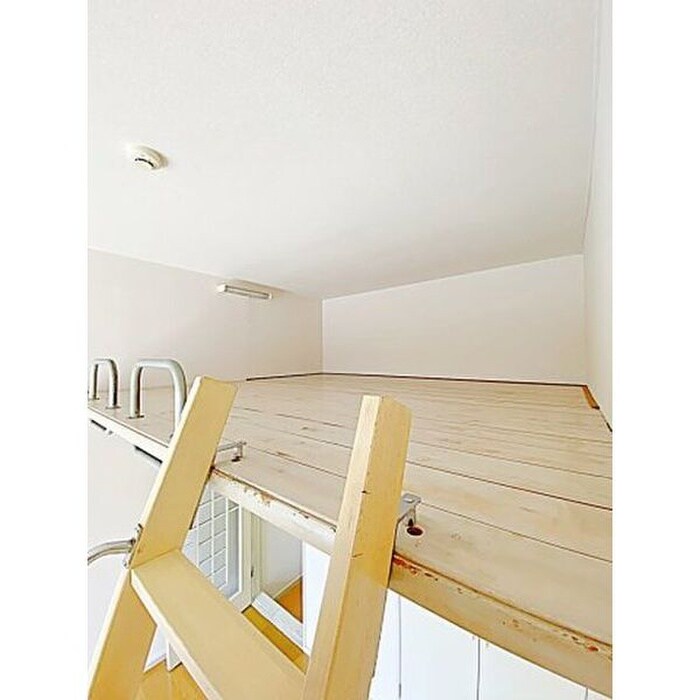 物件内観写真9　(ロフト)