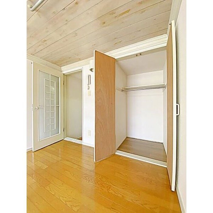 物件内観写真11　(収納)