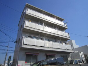 コートロティ外観写真