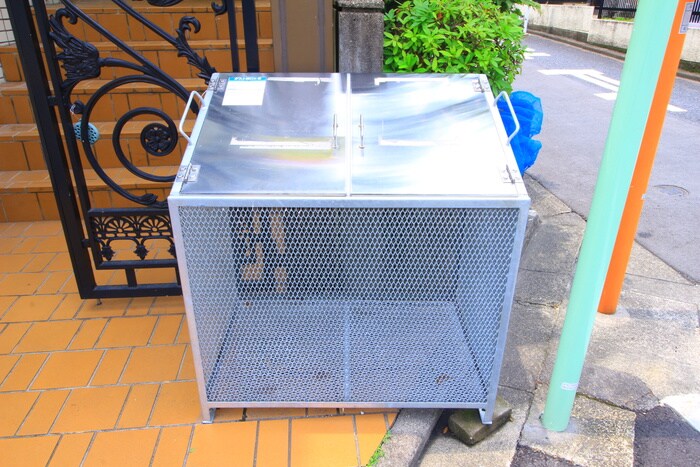 物件外観写真4　(建物設備)