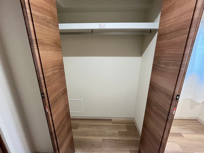 物件内観写真11　(収納)