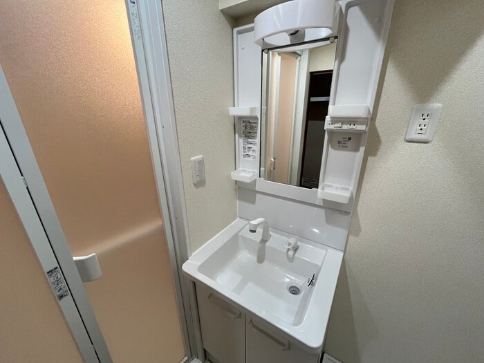 物件内観写真16　(洗面)