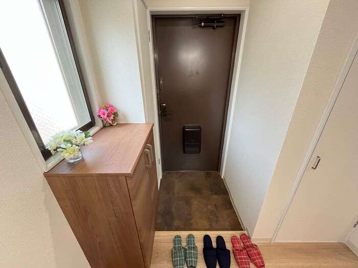 物件内観写真19　(玄関)