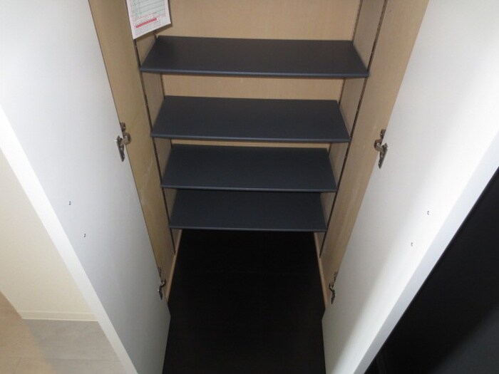 物件内観写真15　(靴箱)