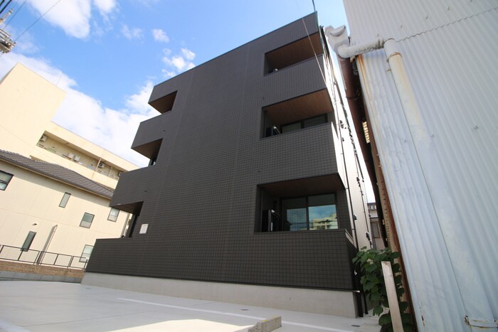 物件外観写真3　(外観写真)