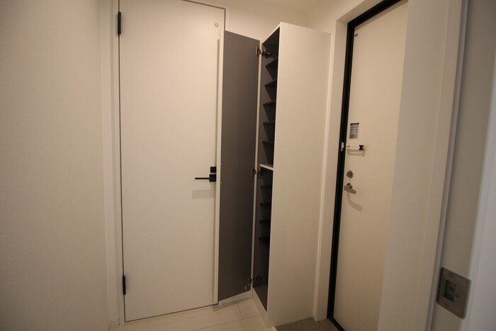 物件内観写真18　(靴箱)