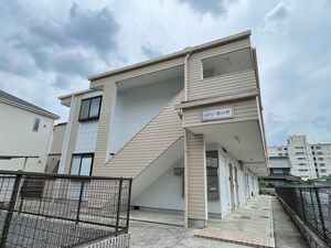 メゾン牧の里外観写真