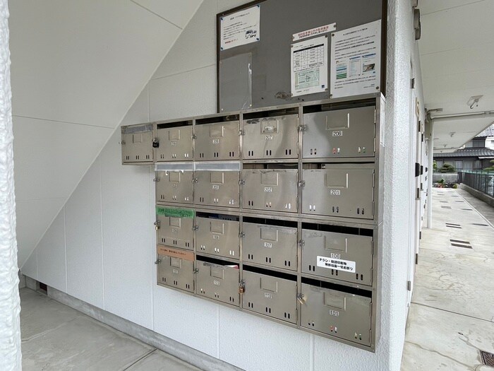 物件外観写真4　(建物設備)