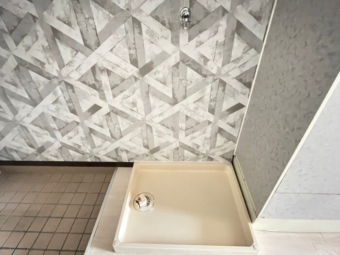 物件内観写真13　(洗濯機置場)