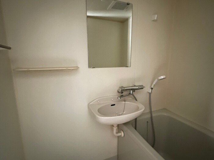 物件内観写真18　(洗面)