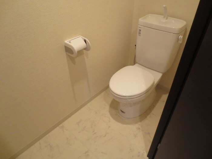 物件内観写真12　(トイレ)