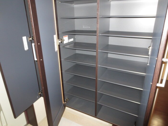 物件内観写真14　(収納)