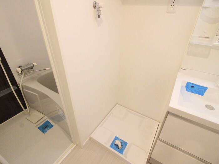 物件内観写真20　(洗濯機置場)