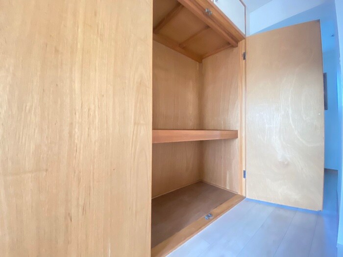 物件内観写真11　(収納)