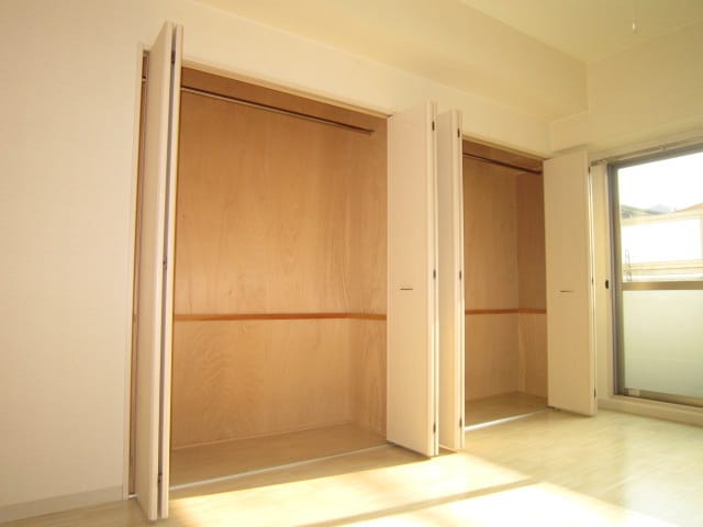 物件内観写真15　(収納)