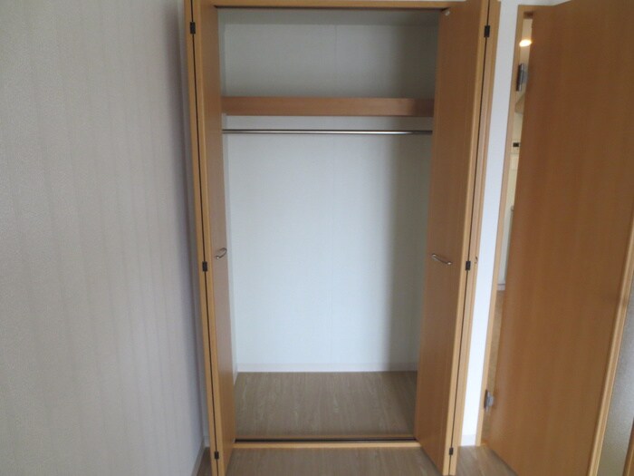物件内観写真12　(収納)