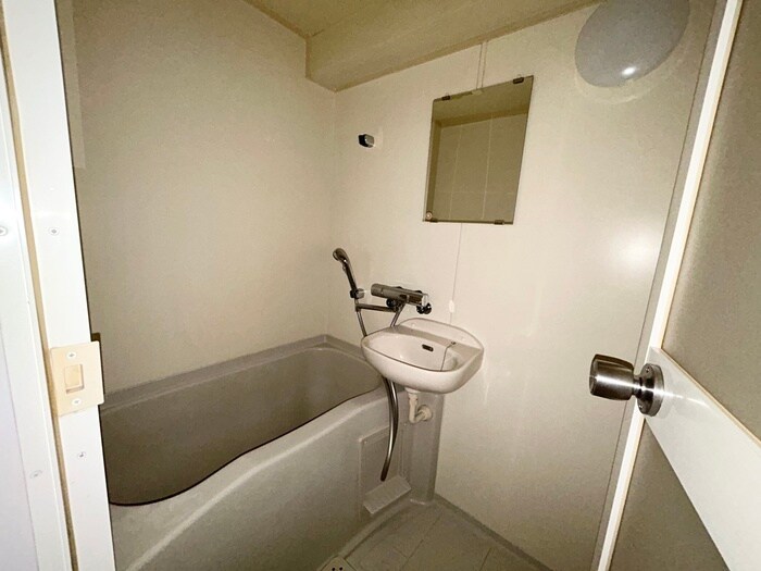 物件内観写真9　(バス／シャワールーム等)