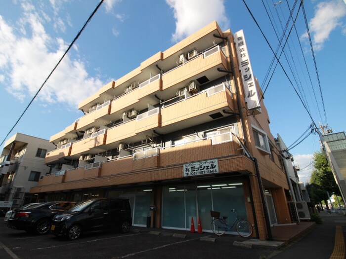 物件外観写真6　(外観写真)