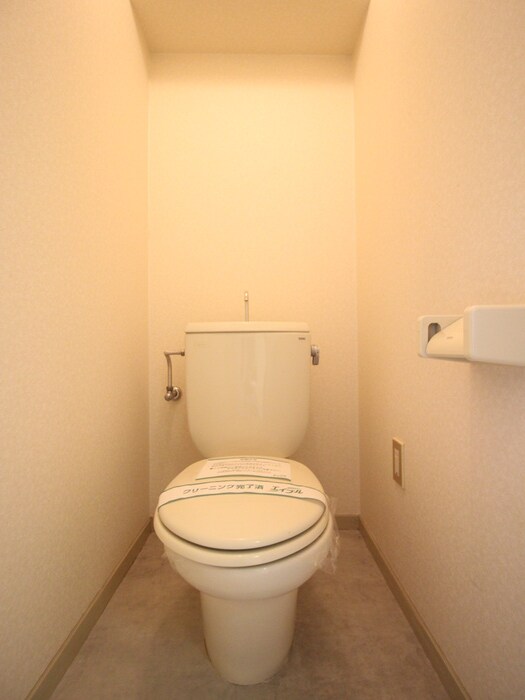 物件内観写真12　(トイレ)