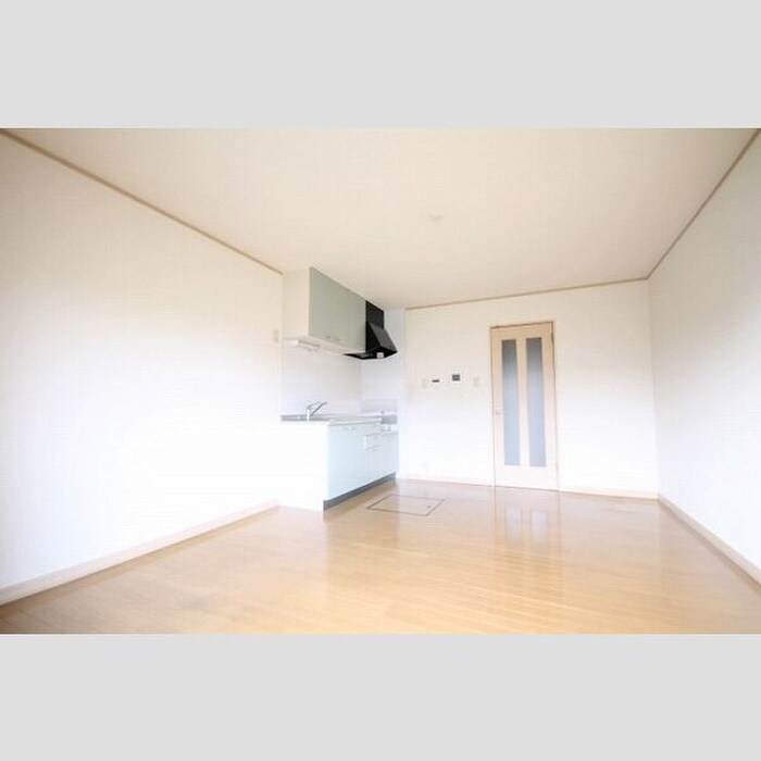 物件内観写真4　(居室)