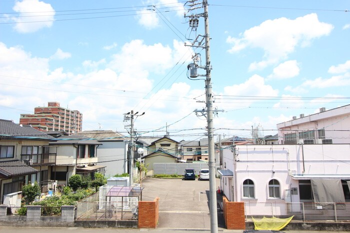 物件内観写真16　(室内からの展望)