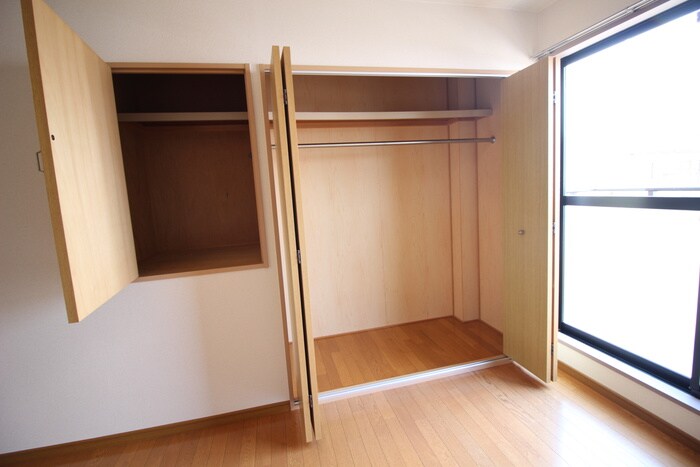物件内観写真18　(収納)