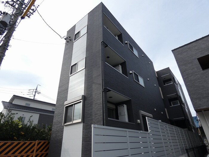 avenir岩塚の物件外観写真