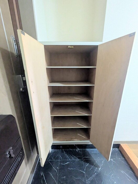 物件内観写真12　(靴箱)