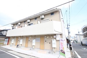 ウイングコート本城外観写真