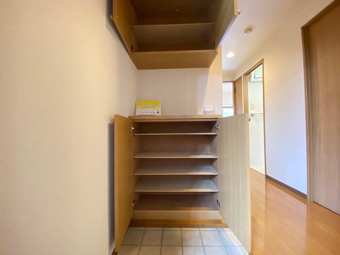 物件内観写真20　(靴箱)