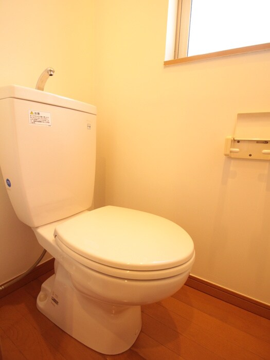 物件内観写真12　(トイレ)