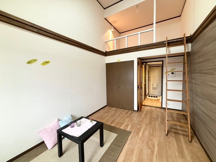 物件内観写真8　(居室)