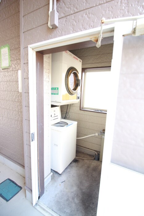 物件外観写真4　(建物設備)