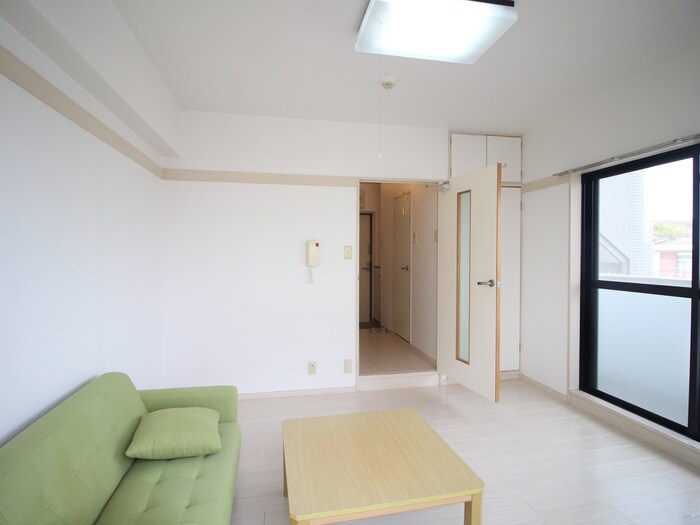 物件内観写真7　(居室)