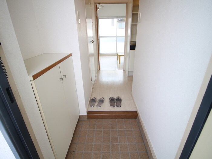 物件内観写真22　(玄関)