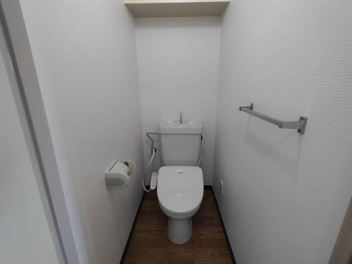 物件内観写真11　(トイレ)