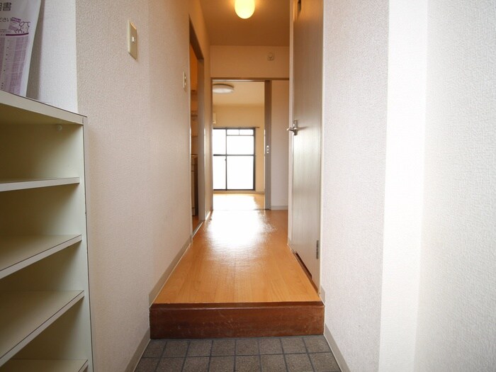 物件内観写真15　(廊下)