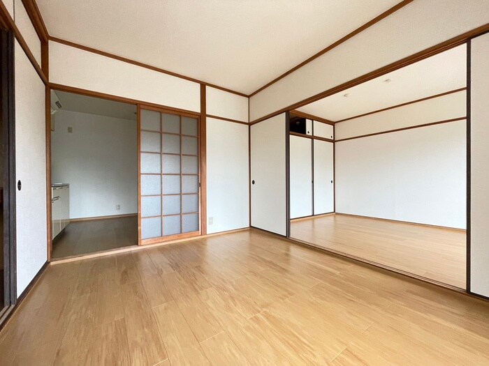 物件内観写真8　(居室)