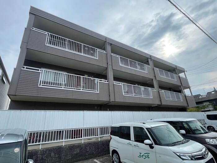 物件外観写真4　(外観写真)