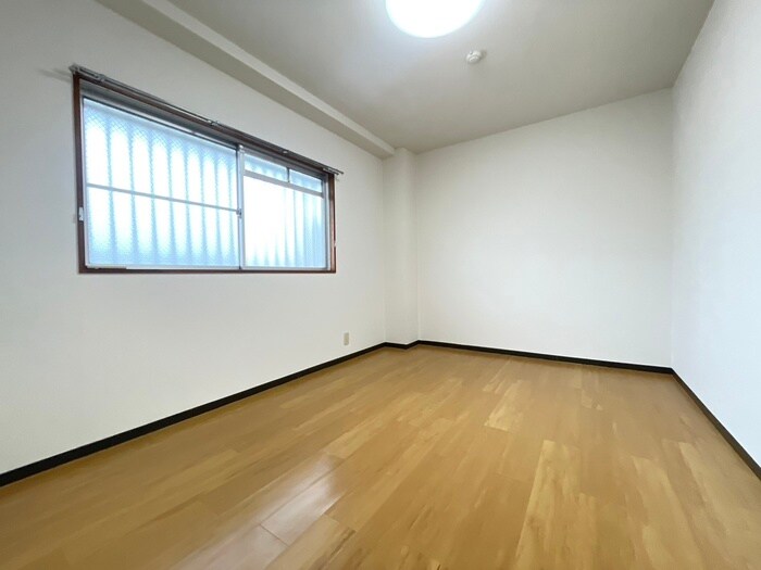 物件内観写真18　(居室)