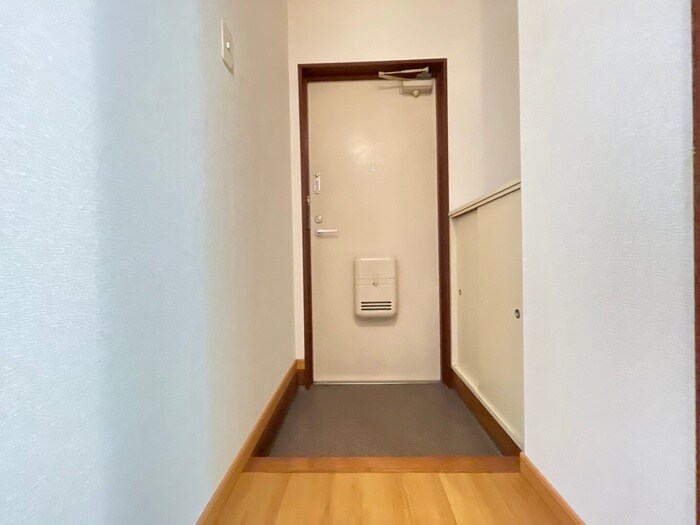 物件内観写真20　(玄関)