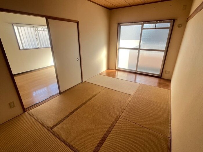 物件内観写真10　(居室)